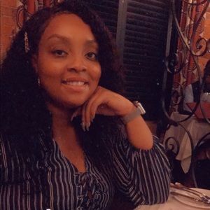 Meet your Posher, Briana